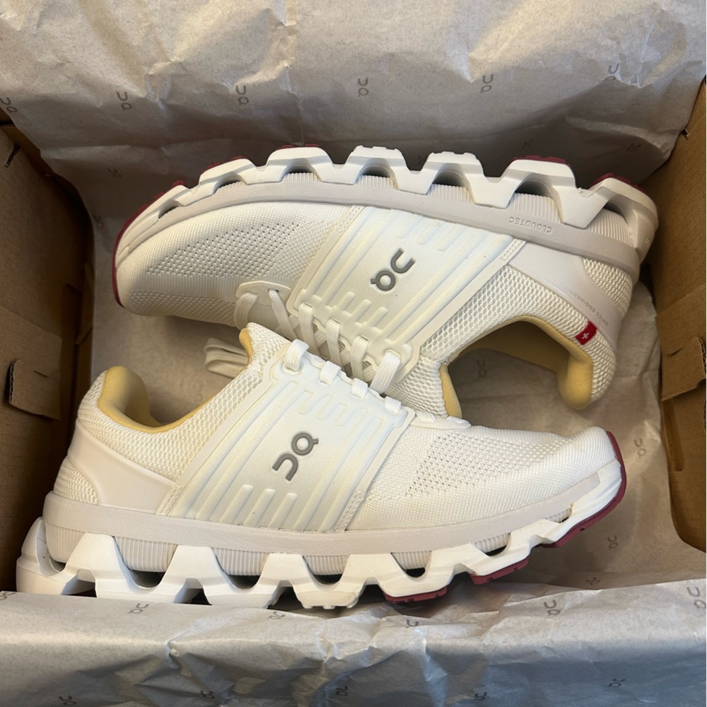 On cloud Swift Suma 3 AD Woman size: 6 white